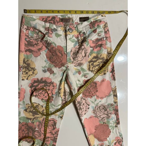 Nine West BOHO Jeans Vintage America Collection Floral Stretch Cuffed Denim 27/4 - Picture 4 of 6